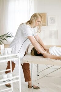 A licensed therapist giving a relaxing massage at lavant salon and spa norwood nj
